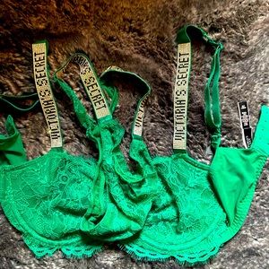 Bra and thong panties shine strap bra34DD panties Small